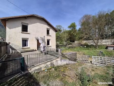 maison 6 pièces 150 m²