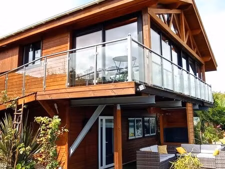 maison de 115 m² sur le lac de sames