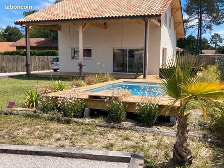 maison meublée - 4 chambres - avec piscine  disponible de septembre 2026 à juin 2027