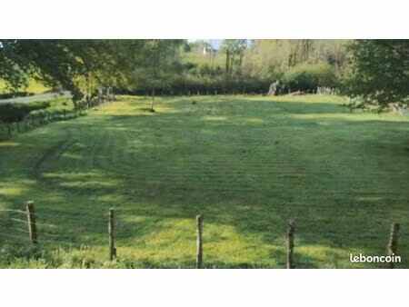 vends terrain de loisirs