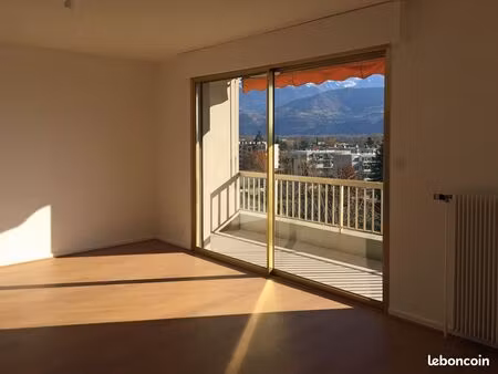 t4 traversant - belle vue - chauffage et eau chaude compris