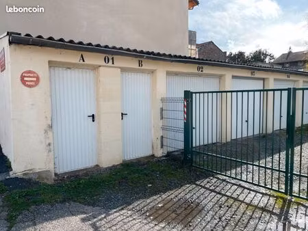 location box / garde meuble / garage moto (7m2)