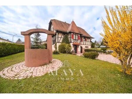 villa 5 pièces 143 m²