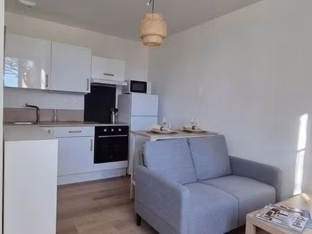 location t2 - 33m² refait à neuf chemillé quartier de la gare