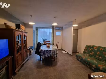 immeuble 108 m² blendecques