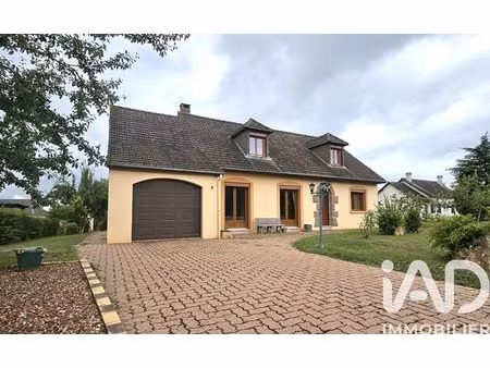 maison traditionnelle à luché-pringé (72800)
