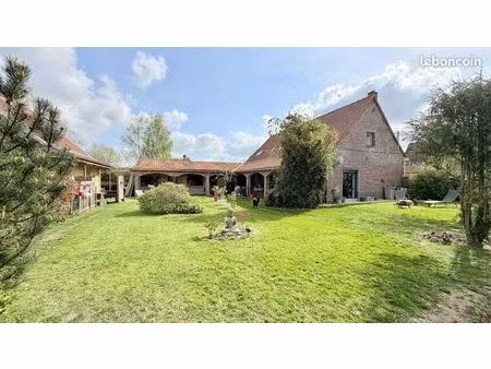 propriété 7 pièces 164 m²