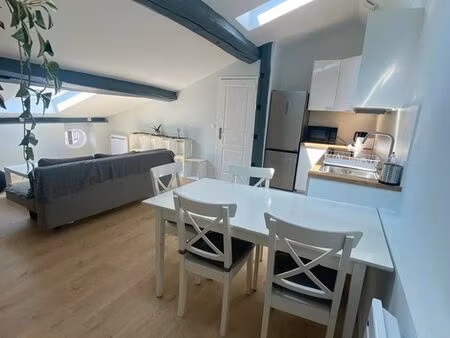 charmant appartement sous combles 60 m² au sol refait à neuf quartier saint esprit
