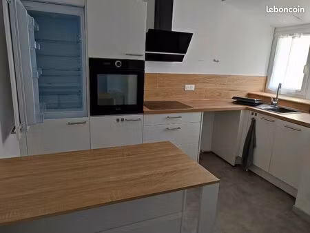 f3 76m2 refait neuf sgms prox gare 600