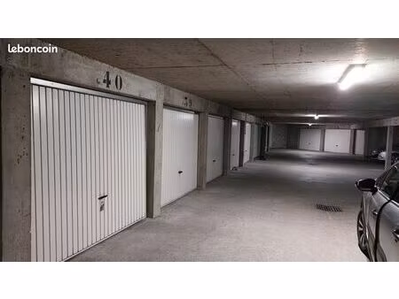 loue garage sécurisé à proximité gare sncf grenoble
