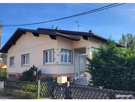 habsheim : maison de plain-pied env 100 m² sur 984 m²
