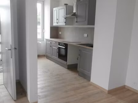 a louer maison de 80 m2 a vihiers