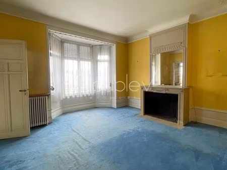 appartement 5 pièces 163 m²