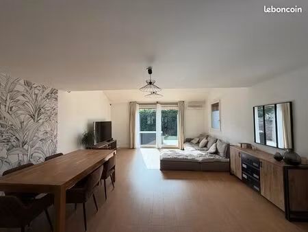 maison 6 pièces 105 m²