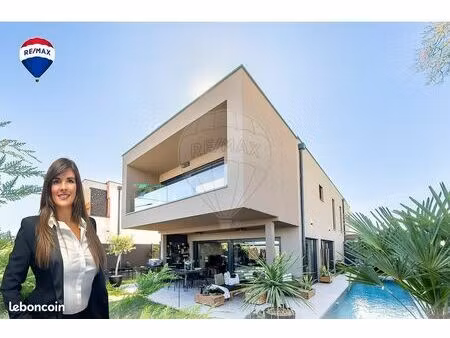 maison 6 pièces 142 m²