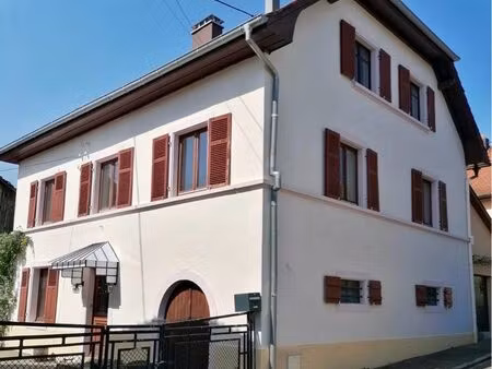 • ? maison de village rénovée 165 m² + grange attenante à wattwiller