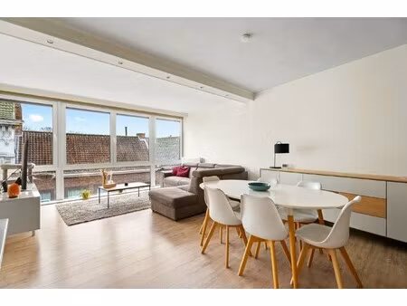 duplex appartement in het hart van lokeren!