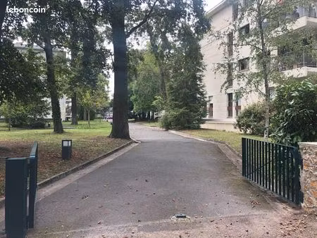 studio dans résidence de standing recherchée