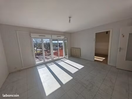 appartement 4 pièces 77 m²