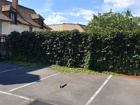 parking - avenue de la république