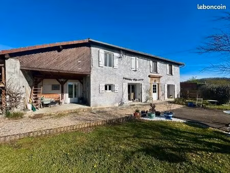 longère 4 pièces 106 m²