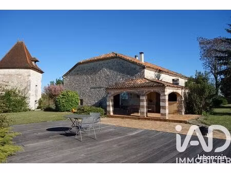 propriété 8 pièces 360 m²