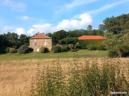 propriété 8 pièces 280 m²