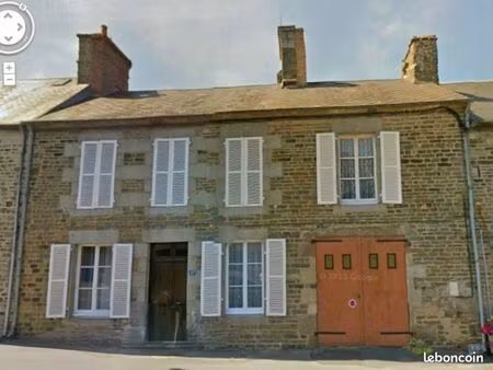 maison en pierre 140m2 - toiture revue - gros potentiel