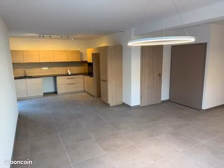 particulier loue maison jumelée neuve à eschentzwiller