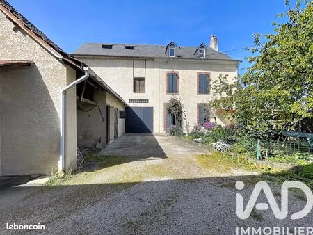 maison de village 8 pièces 141 m²