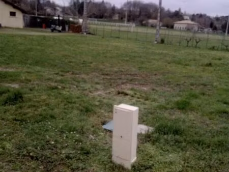 terrain viabilisé 760m²