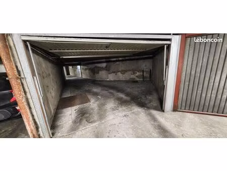 rare - double garage/box 25-30m² - centre ville - parc steinbach - usage parking ou stocka