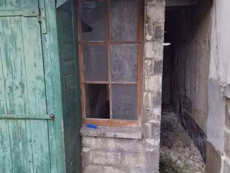 location local ( scooter  vélo  rangement  outils ....) centre ville montereau a côté égli