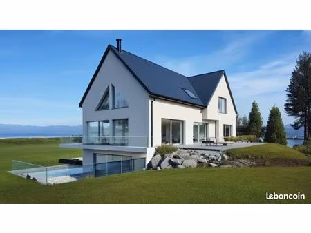 maison 6 pièces 251 m²