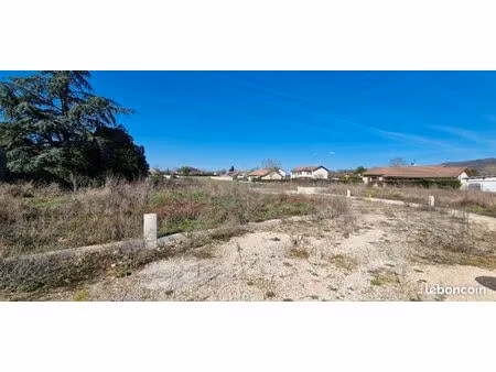 terrain 307 m² cremieu