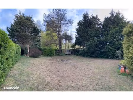 terrain constructible 781 m2