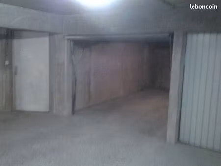 loue garage 100 euros