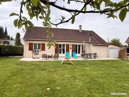 pavillon 4 pièces 104 m²