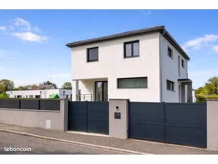 maison 7 pièces 155m2