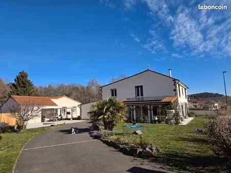 villa 5 chambres avec piscine