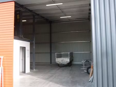 entrepôt avec bureau local d'activité