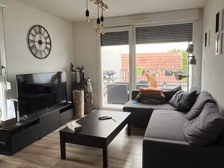 appartement 3 pièces (63 m2) 900