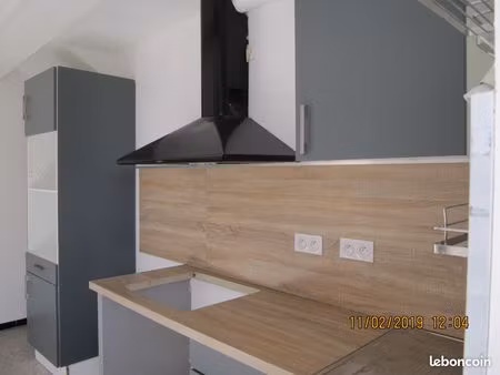 particulier loue monteux (84170) appartement libre de 53 mé