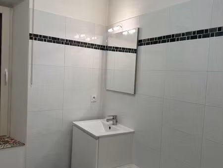 t3 à louer pernes les fontaines