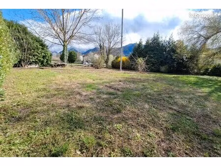 terrain constructible 680m2 libre constructeur