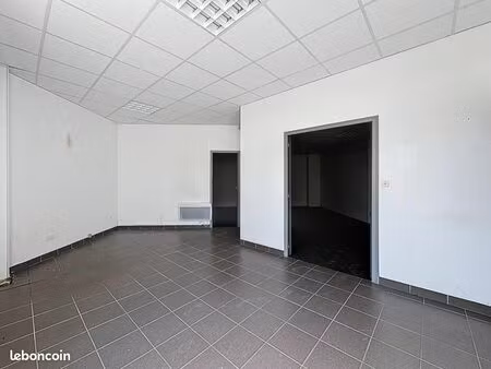 commerce services 100 m²