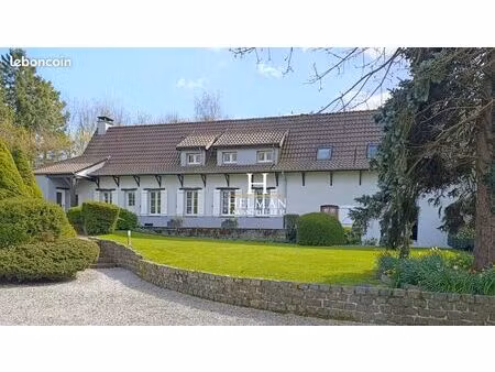 maison 7 pièces 210 m²