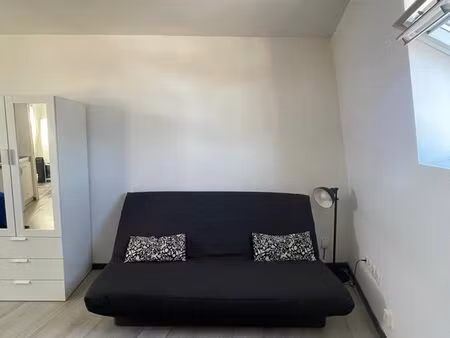 très bel appartement à louer  23m2  meublé 470e