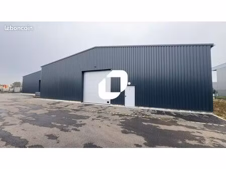 local d'activité 720 m²