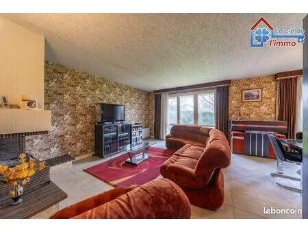 propriété 4 pièces 81 m²